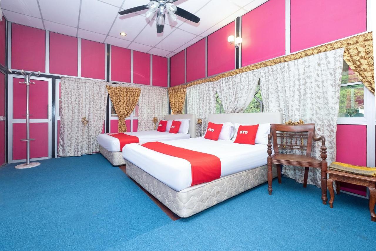 Oyo 89984 Noris Wang Homestay Лумут Екстер'єр фото